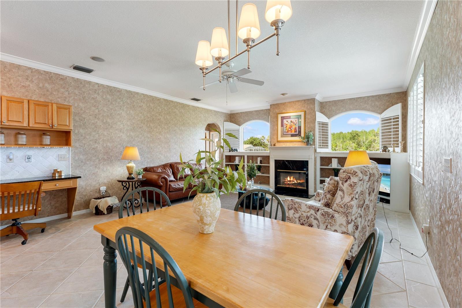 HUNTER'S GREEN, HUNTERS GREEN - Residential