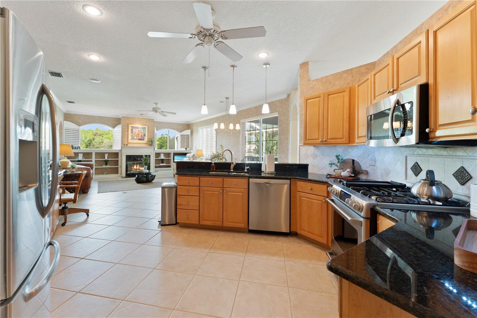 HUNTER'S GREEN, HUNTERS GREEN - Residential