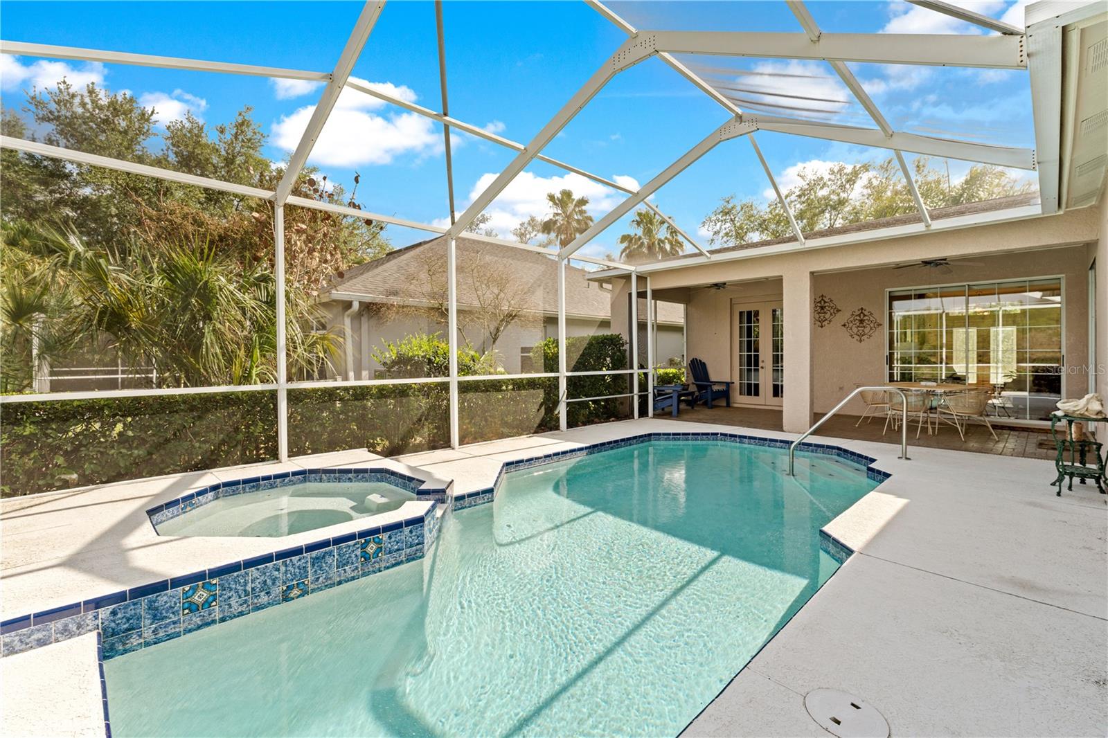 HUNTER'S GREEN, HUNTERS GREEN - Residential