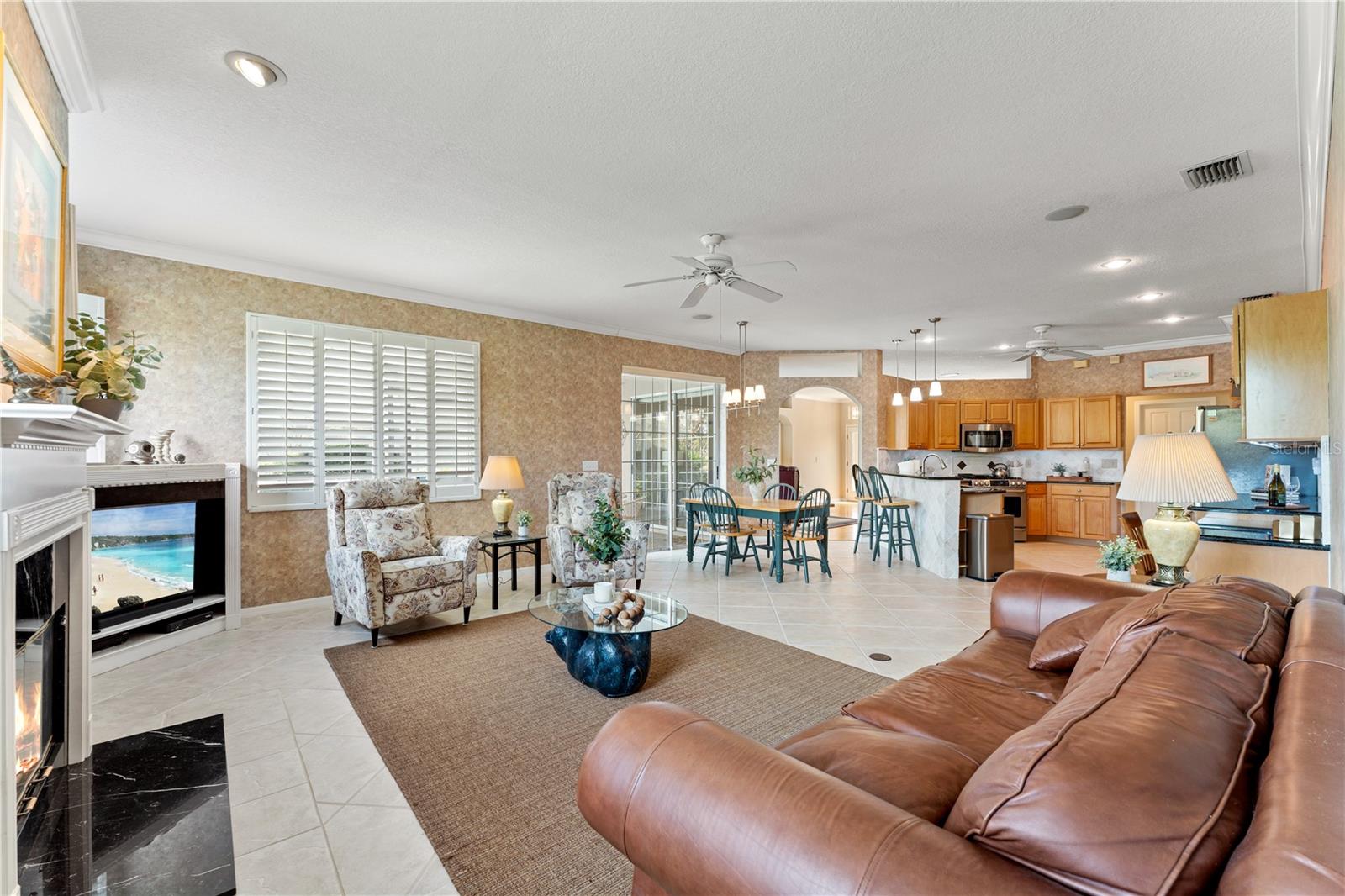 HUNTER'S GREEN, HUNTERS GREEN - Residential