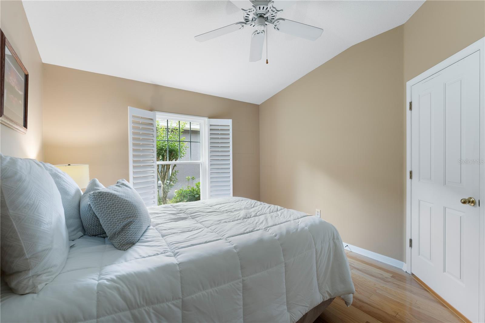 HUNTER'S GREEN, HUNTERS GREEN - Residential