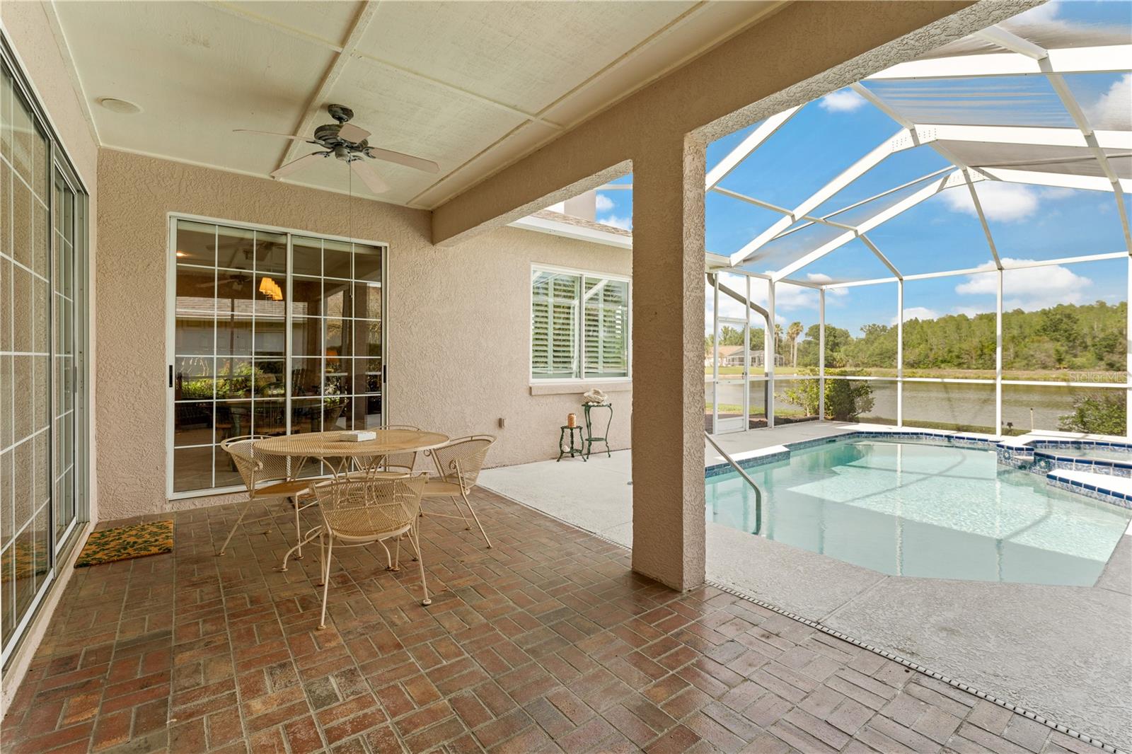 HUNTER'S GREEN, HUNTERS GREEN - Residential