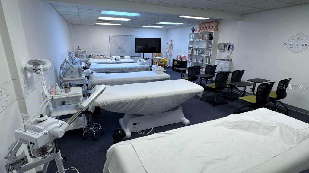 7600 SOUTHLAND BOULEVARD 102