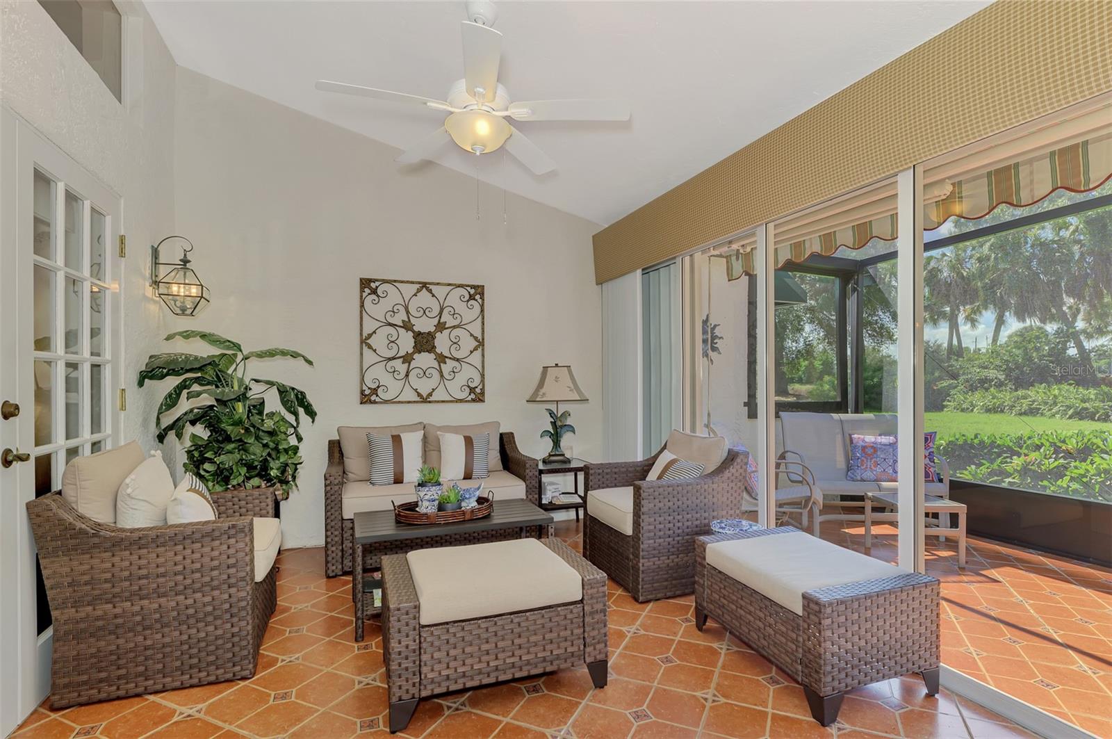 BRIDLE OAKS - Residential