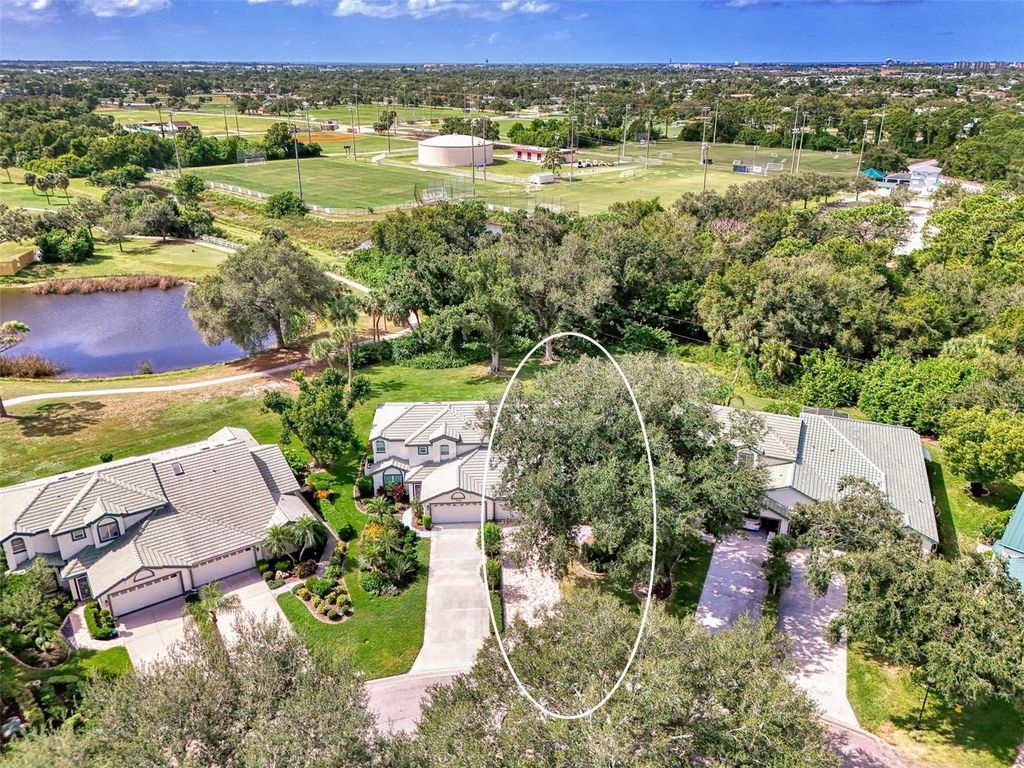 Photo of 736 Connemara Court, Venice, FL 34292 (MLS # N6140966)