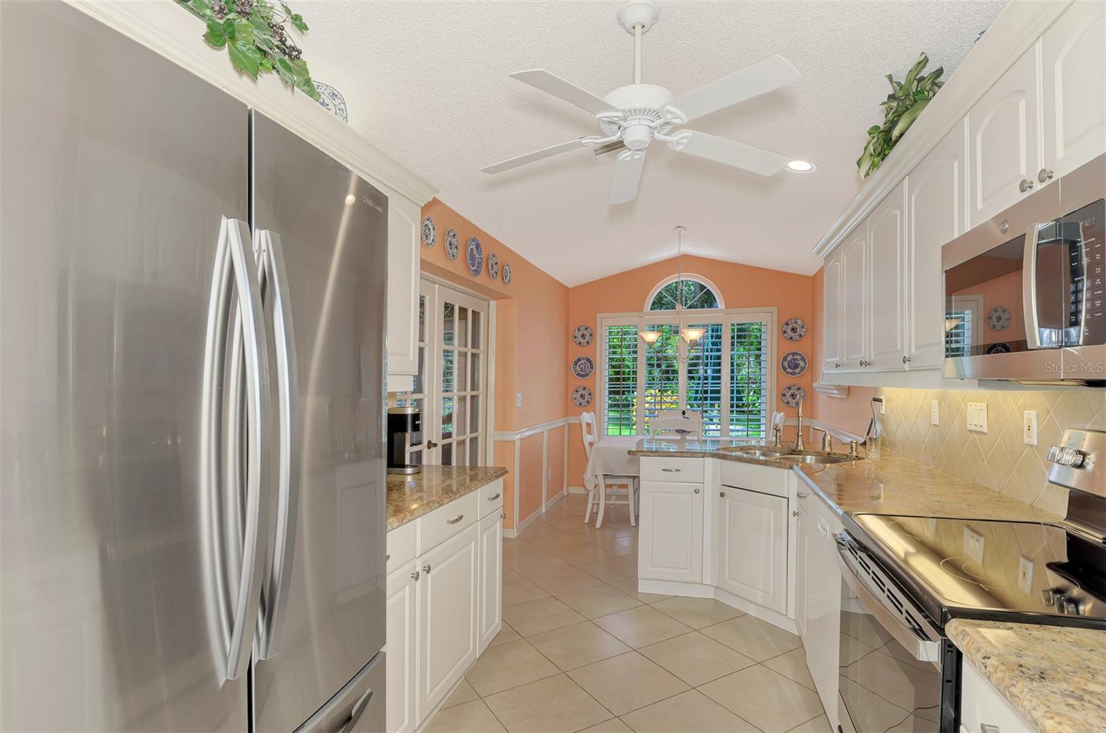 BRIDLE OAKS - Residential