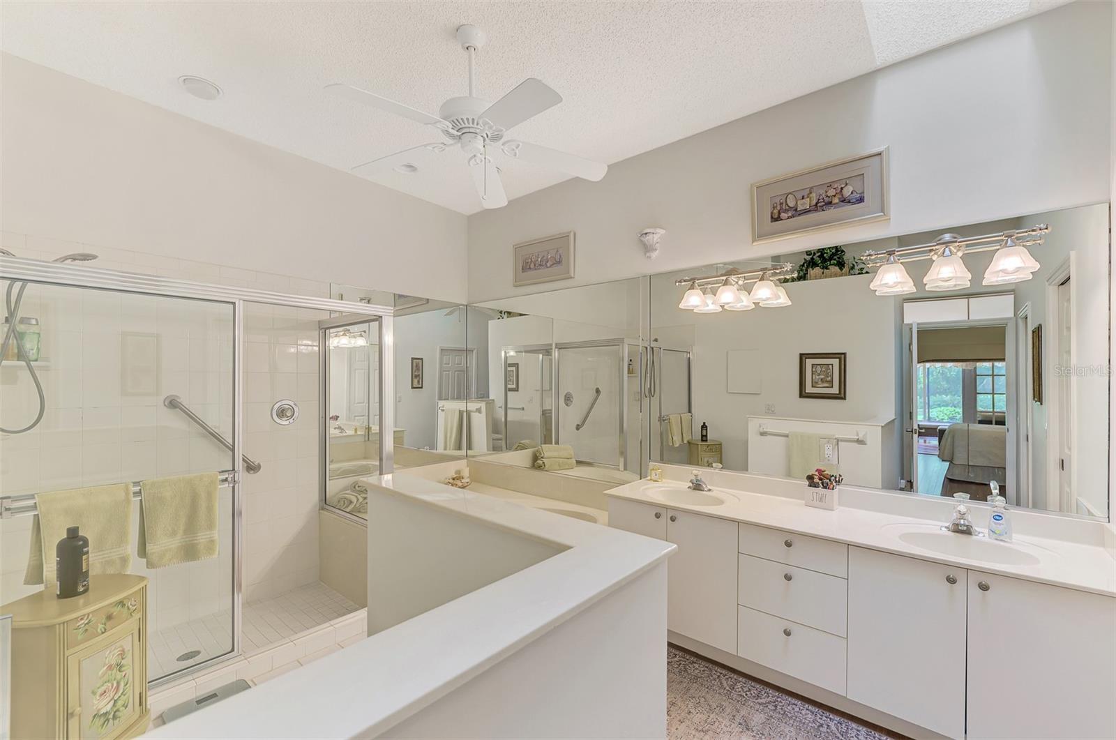BRIDLE OAKS - Residential
