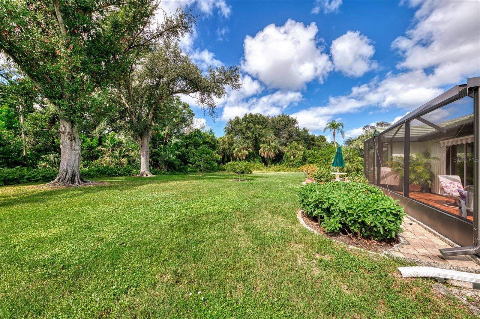 BRIDLE OAKS - Residential