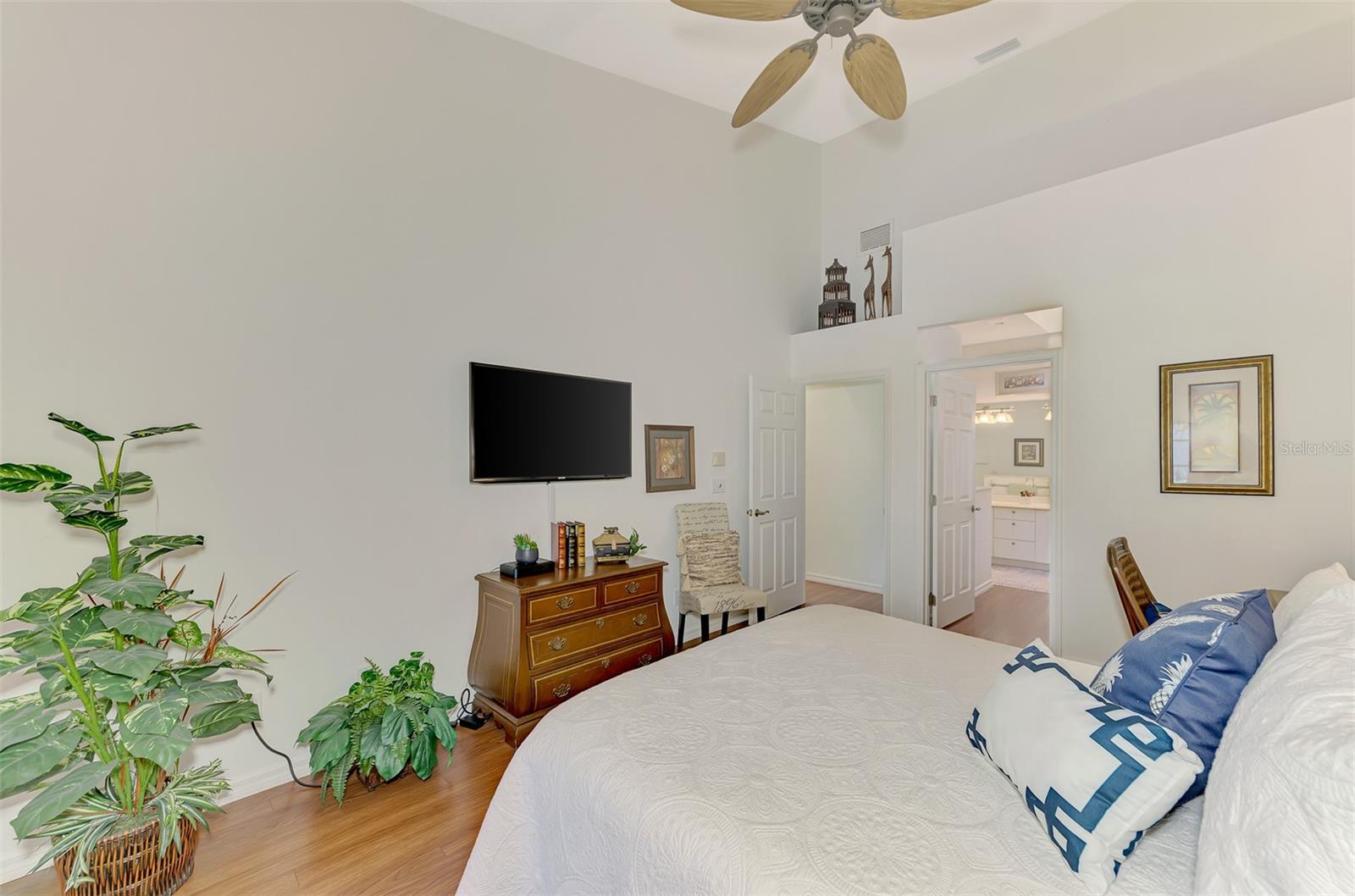 BRIDLE OAKS - Residential