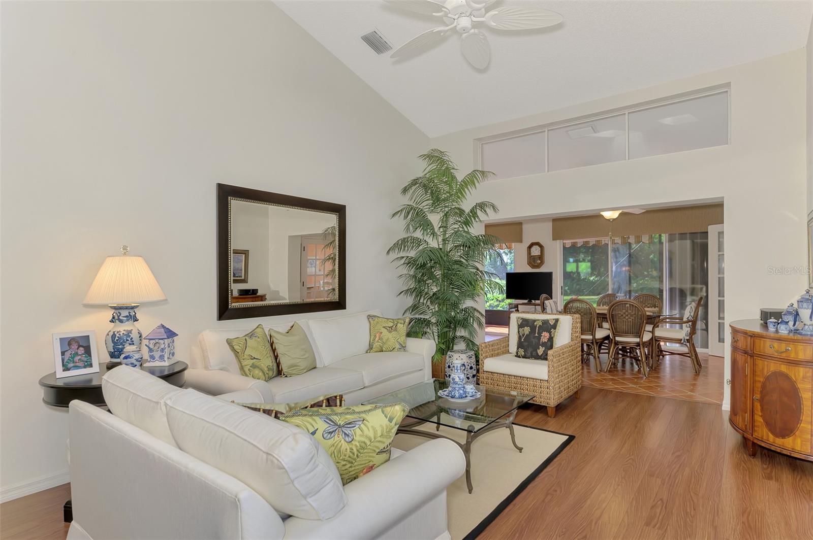 BRIDLE OAKS - Residential