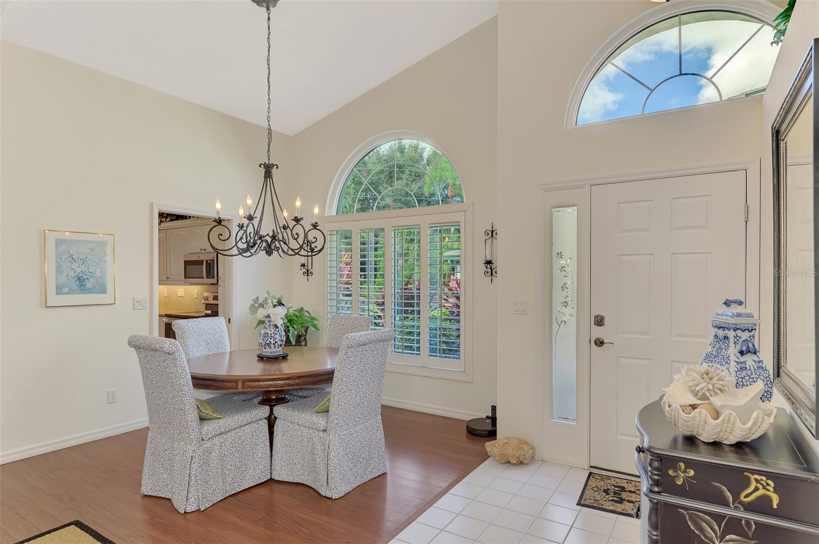 BRIDLE OAKS - Residential