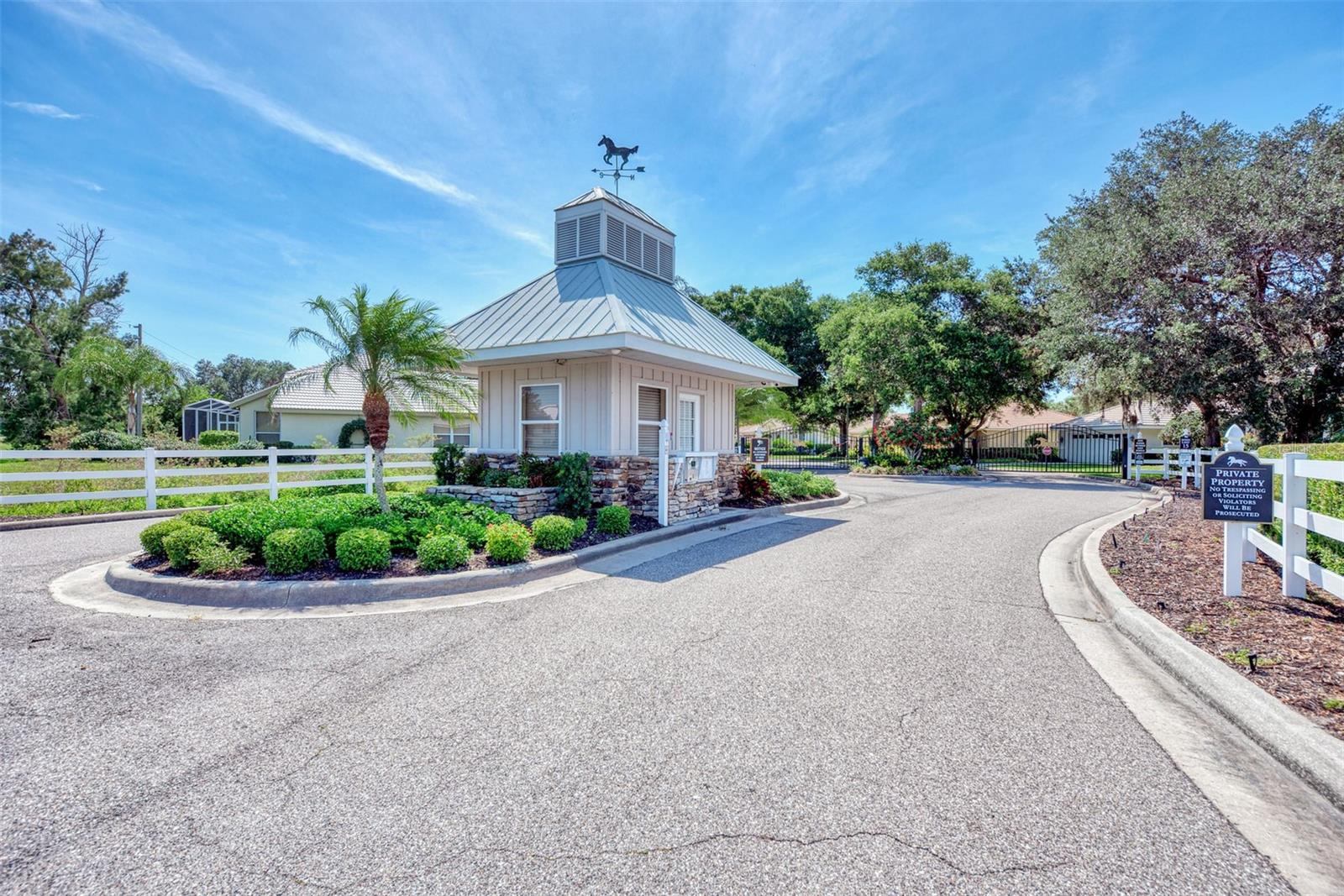 BRIDLE OAKS - Residential