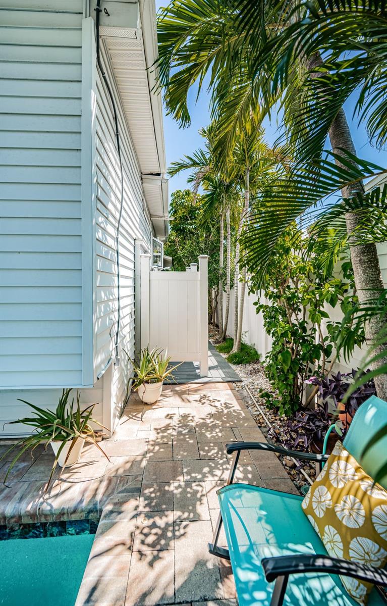ST PETERSBURG BEACH 1ST ADD - Residential Lease