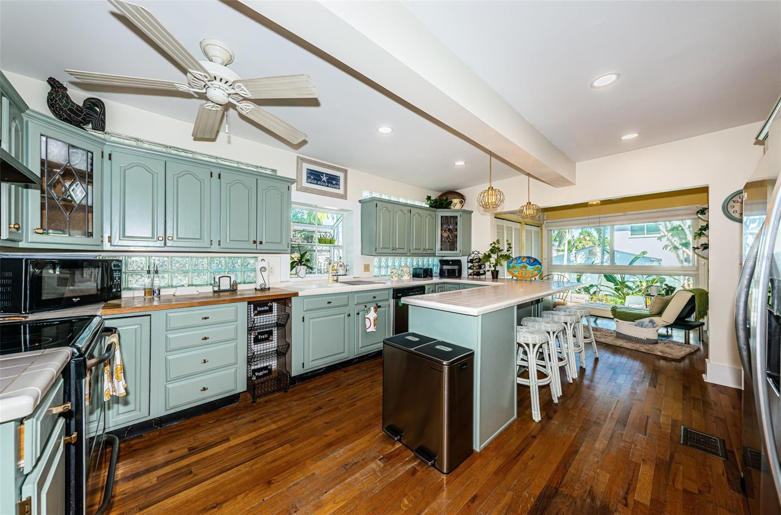 ST PETERSBURG BEACH 1ST ADD - Residential Lease