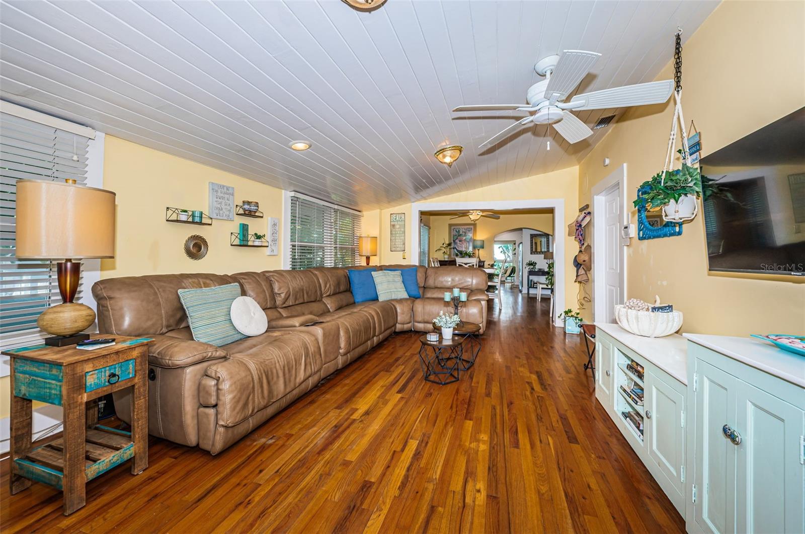 ST PETERSBURG BEACH 1ST ADD - Residential Lease