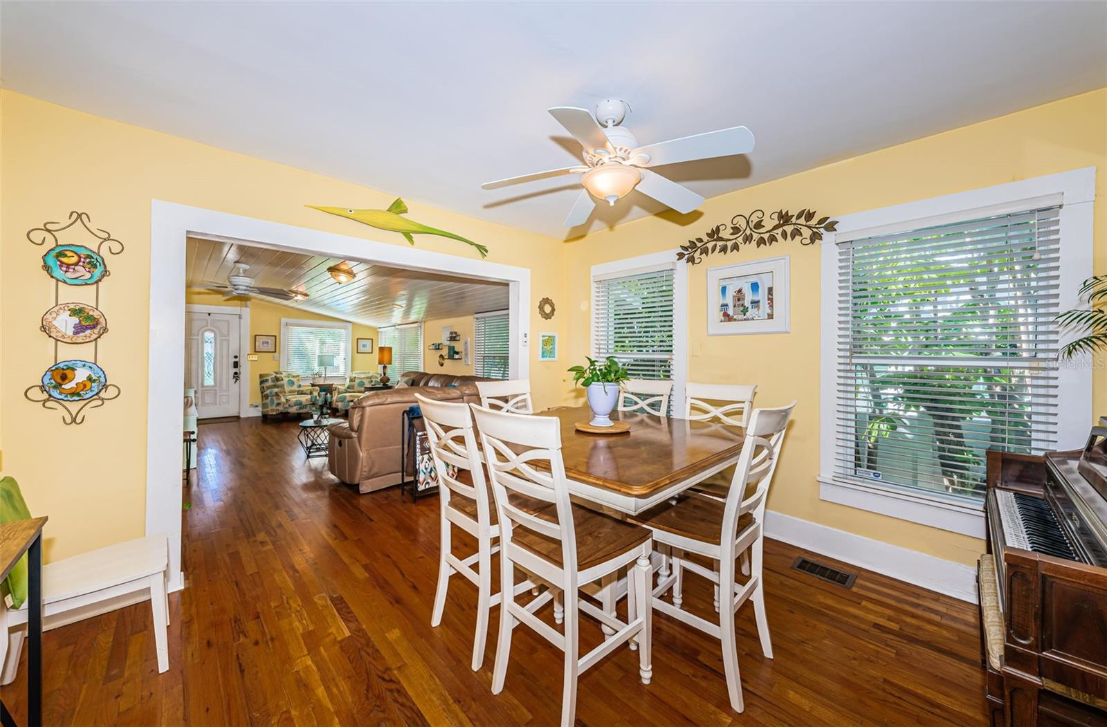 ST PETERSBURG BEACH 1ST ADD - Residential Lease