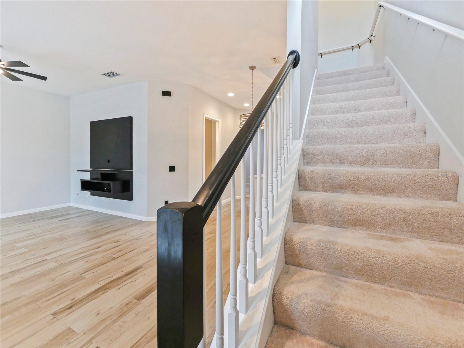 AVALON PARK NORTHWEST VILLAGE PH 05 R - Residential Lease