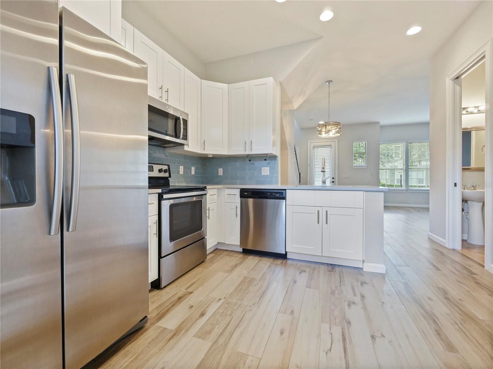 AVALON PARK NORTHWEST VILLAGE PH 05 R - Residential Lease