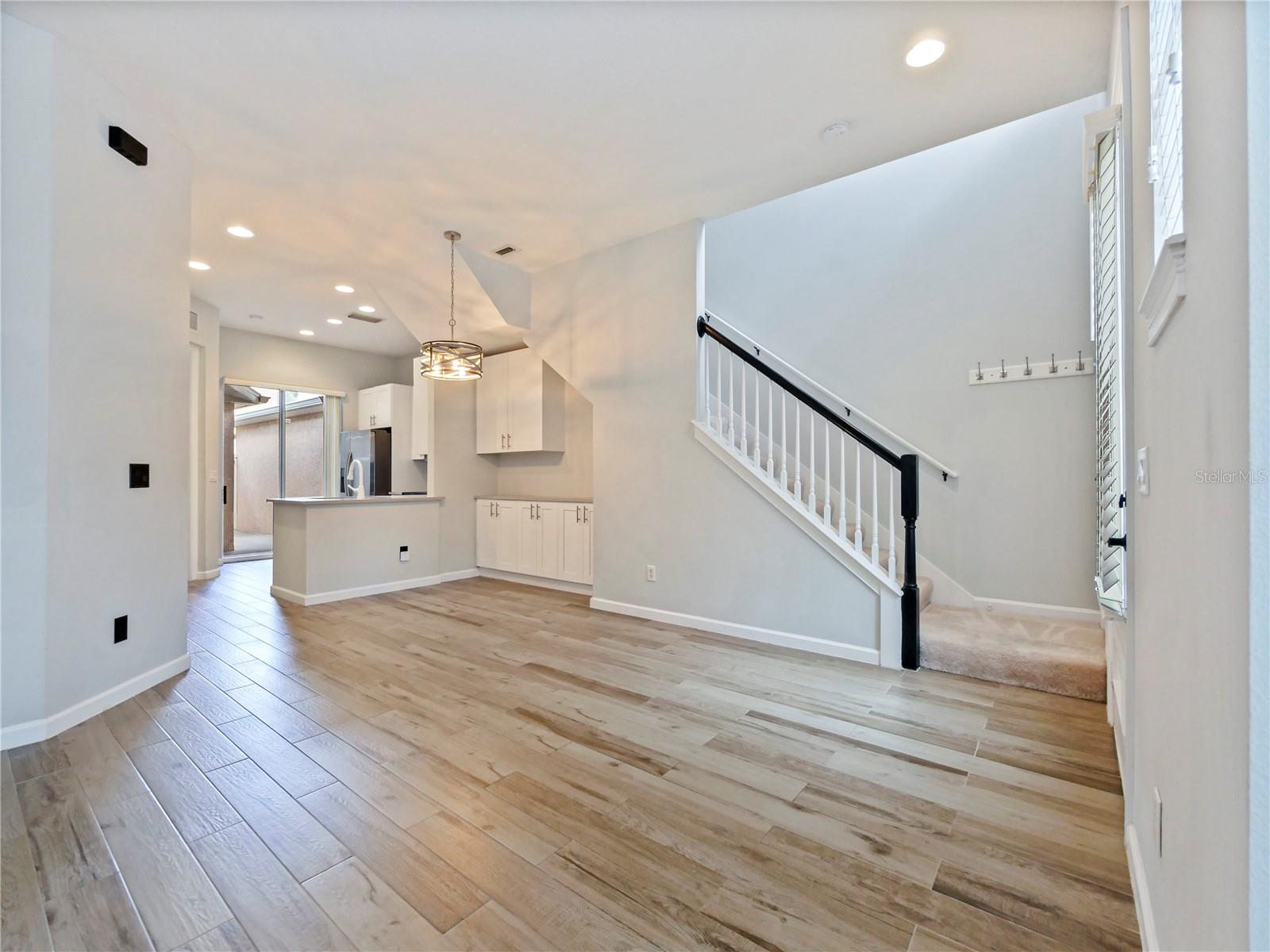 AVALON PARK NORTHWEST VILLAGE PH 05 R - Residential Lease