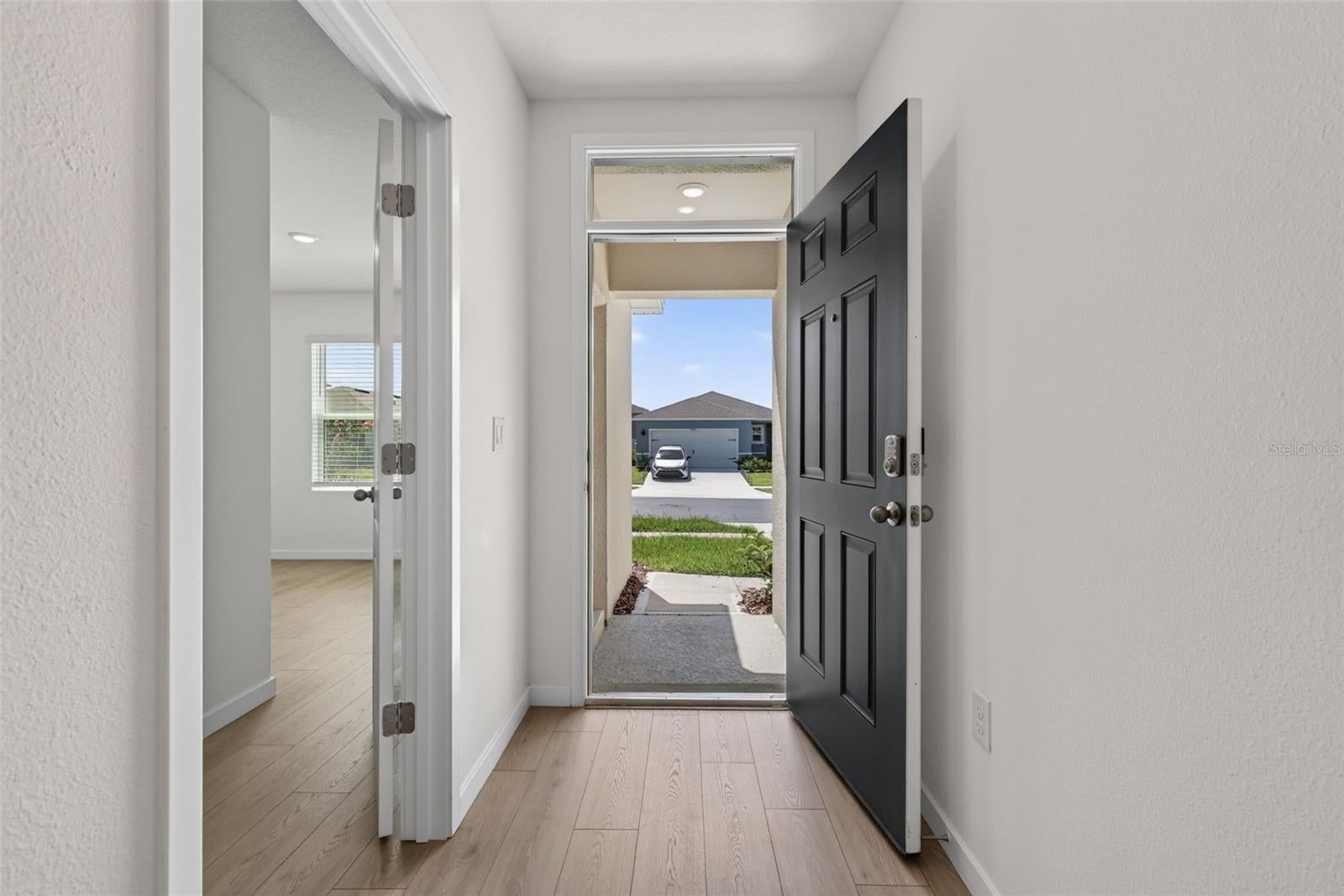 2893 HOUSE FINCH ROAD B