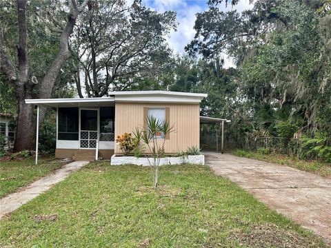 A home in PORT ORANGE