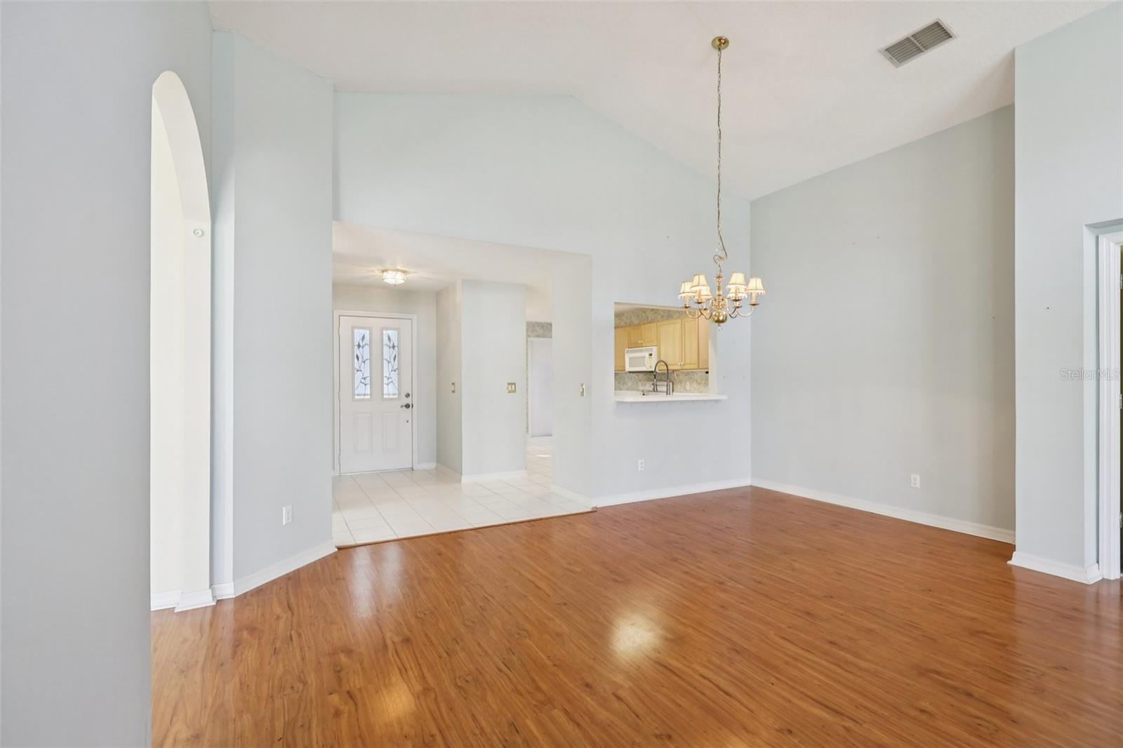 MOUNT DORA COUNTRY CLUB MOUNT DORA PH 02-1 - Residential