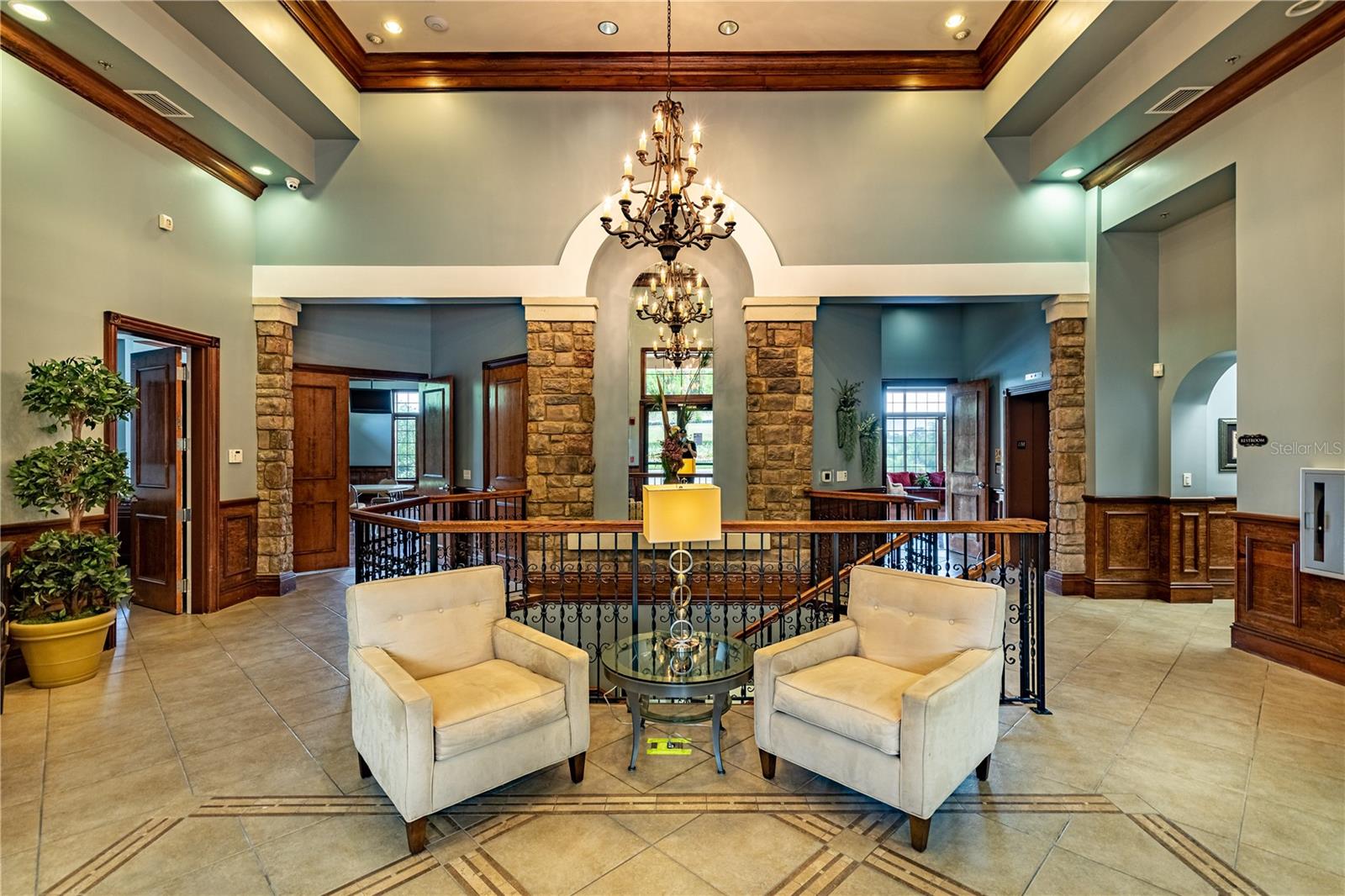 MOUNT DORA COUNTRY CLUB MOUNT DORA PH 02-1 - Residential