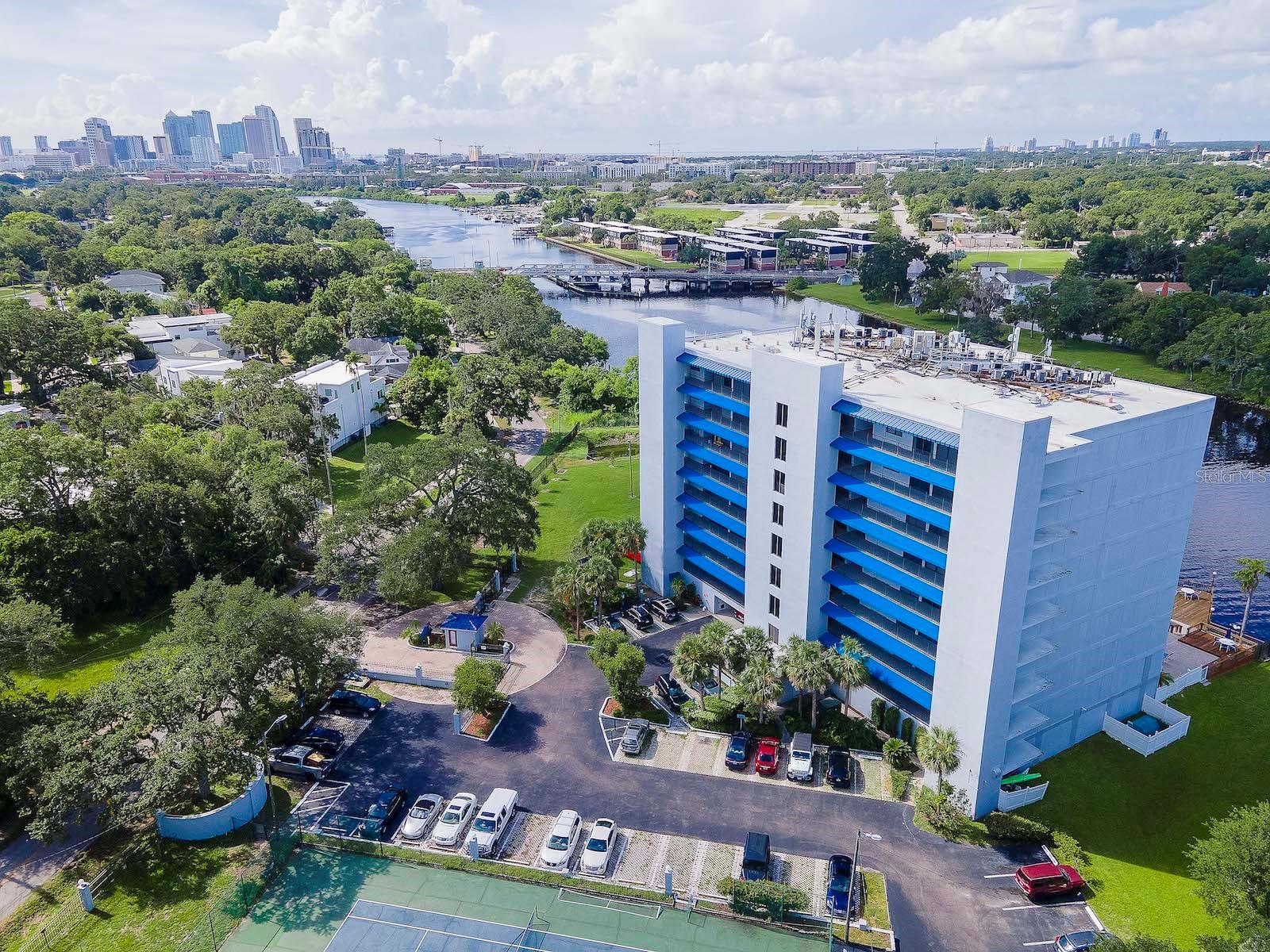 DOCKSIDE A CONDO - Residential Lease