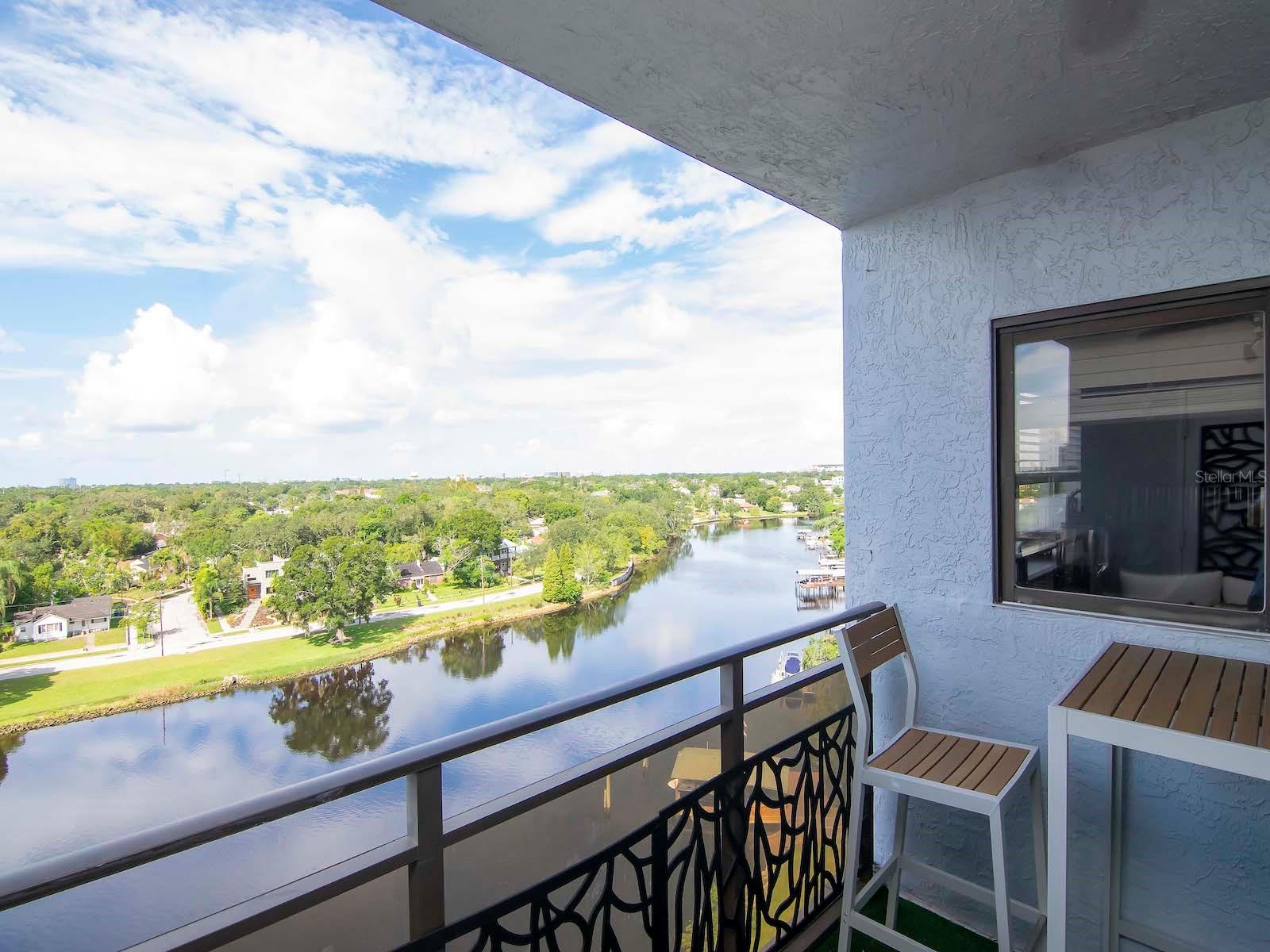 DOCKSIDE A CONDO - Residential Lease