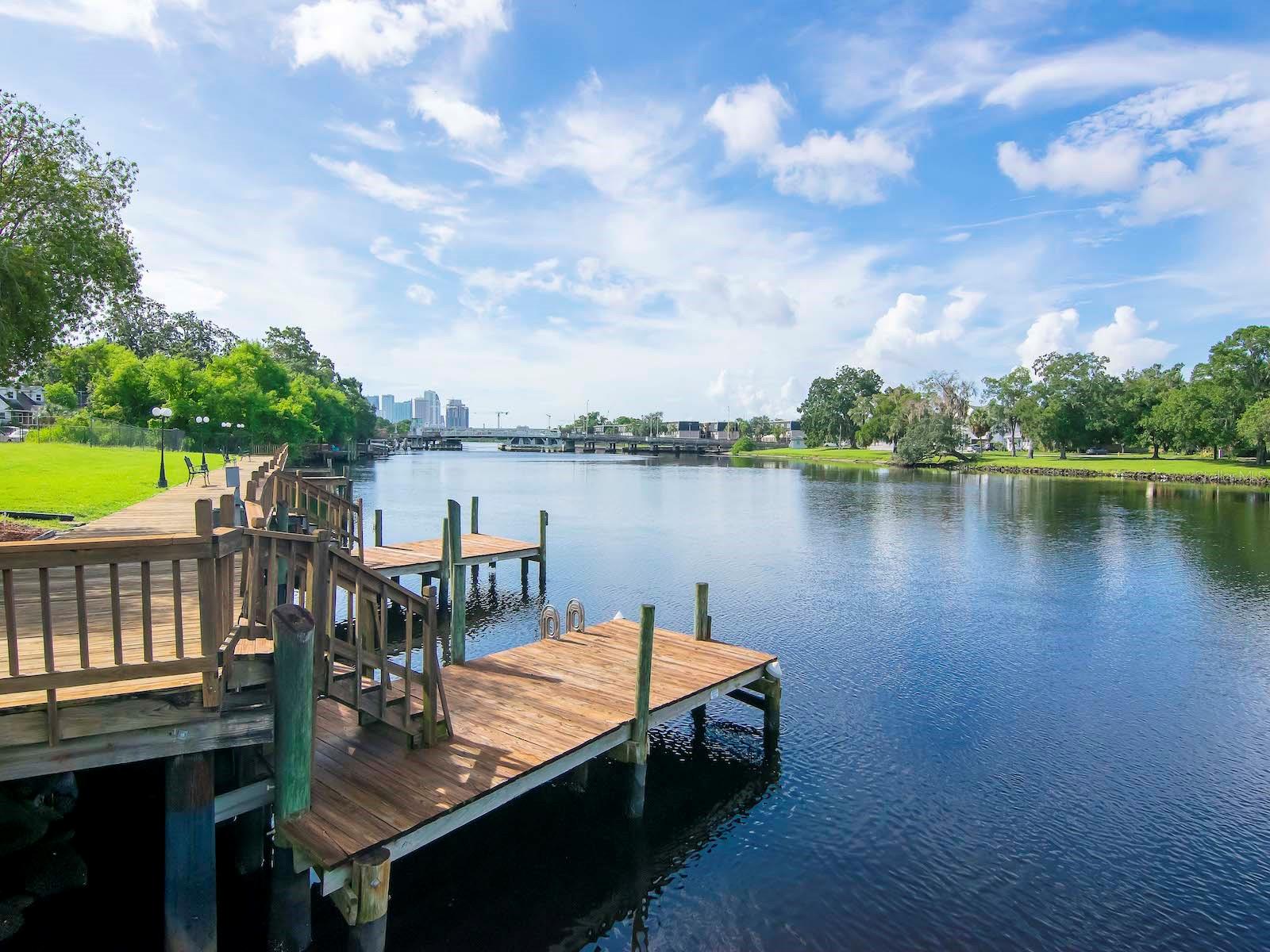 DOCKSIDE A CONDO - Residential Lease