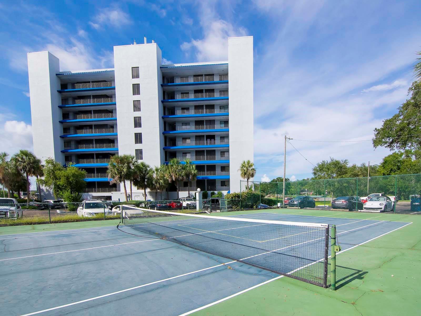 DOCKSIDE A CONDO - Residential Lease