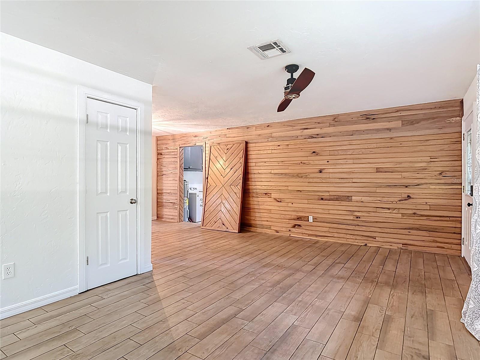1611 CAROLINE DRIVE
