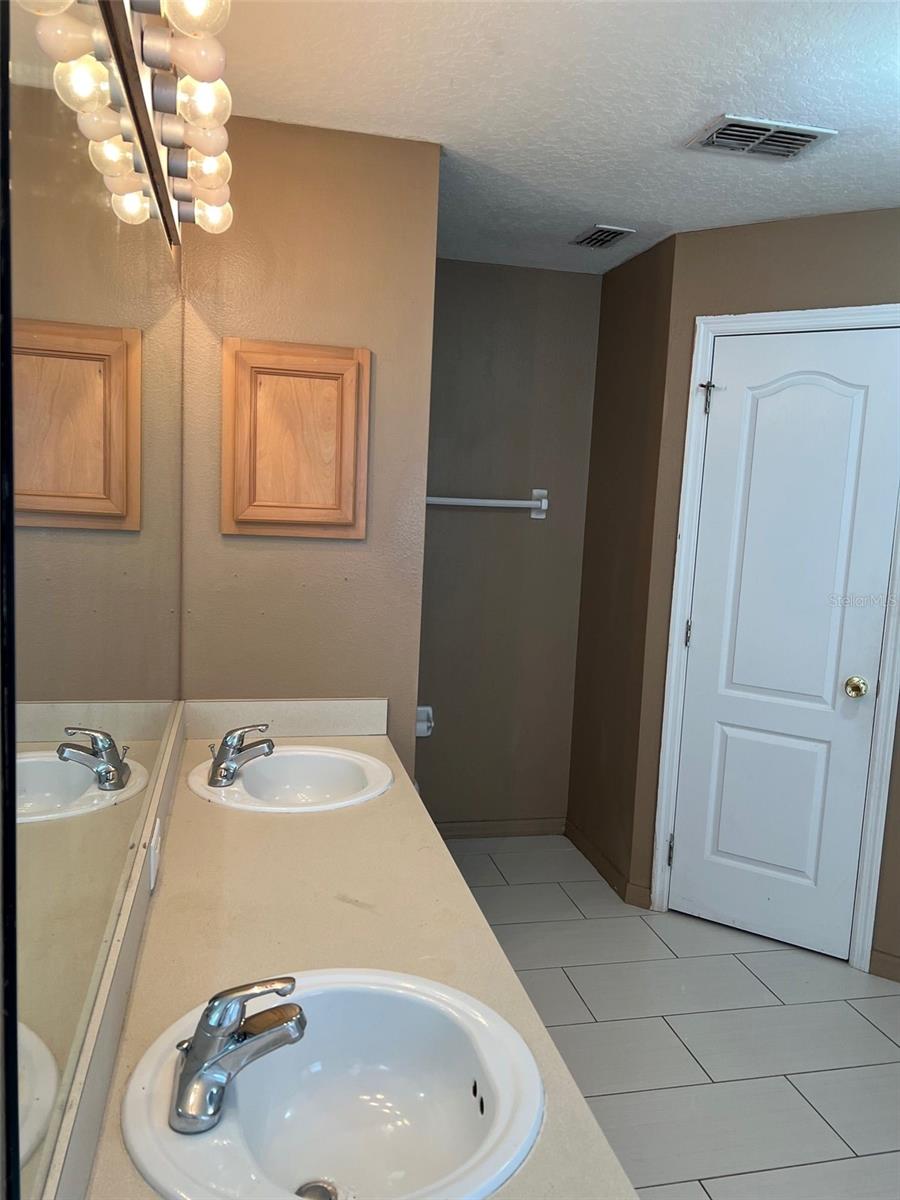 POINCIANA NBRHD 04 VILLAGE 07 - Residential Lease