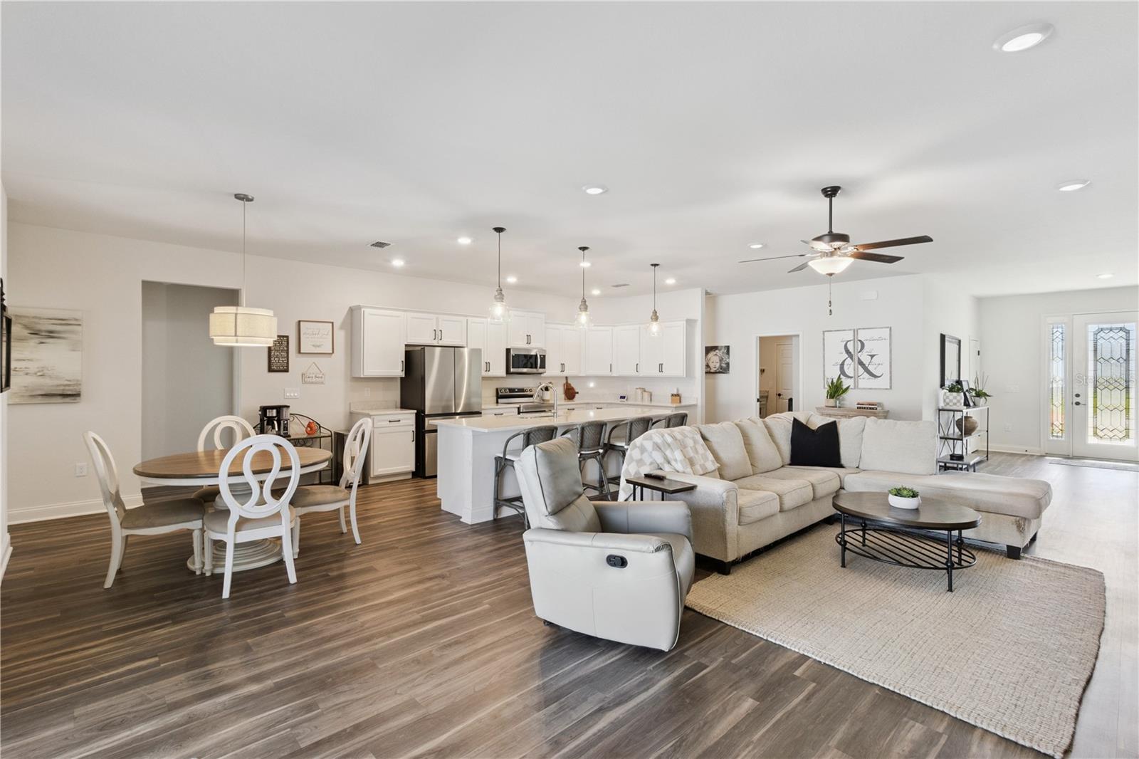 TREYMONT - Residential