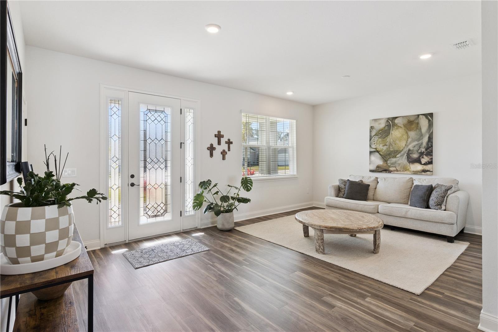 TREYMONT - Residential