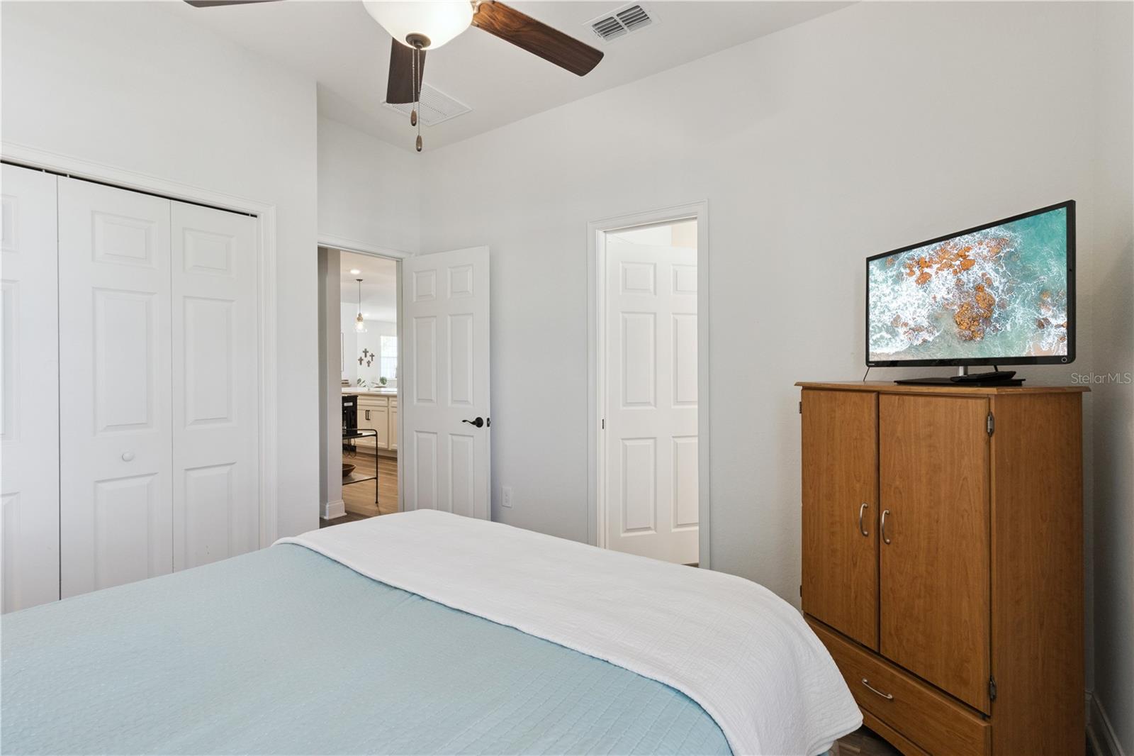 TREYMONT - Residential