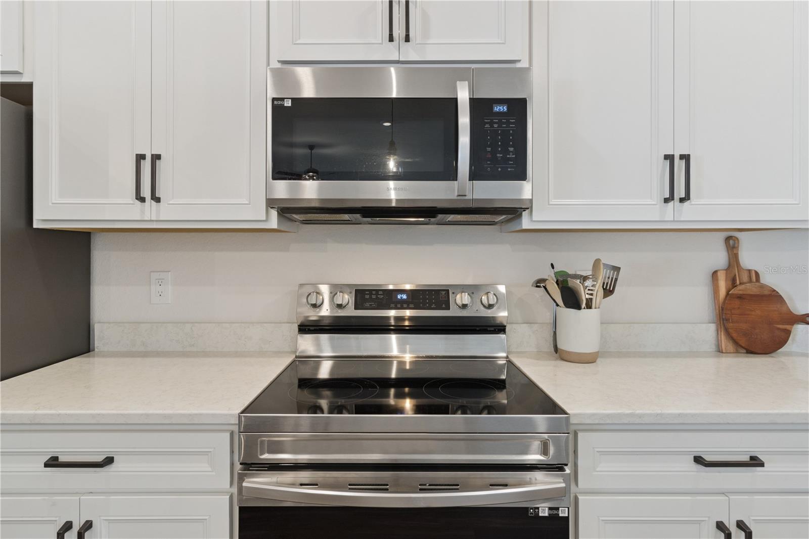 TREYMONT - Residential