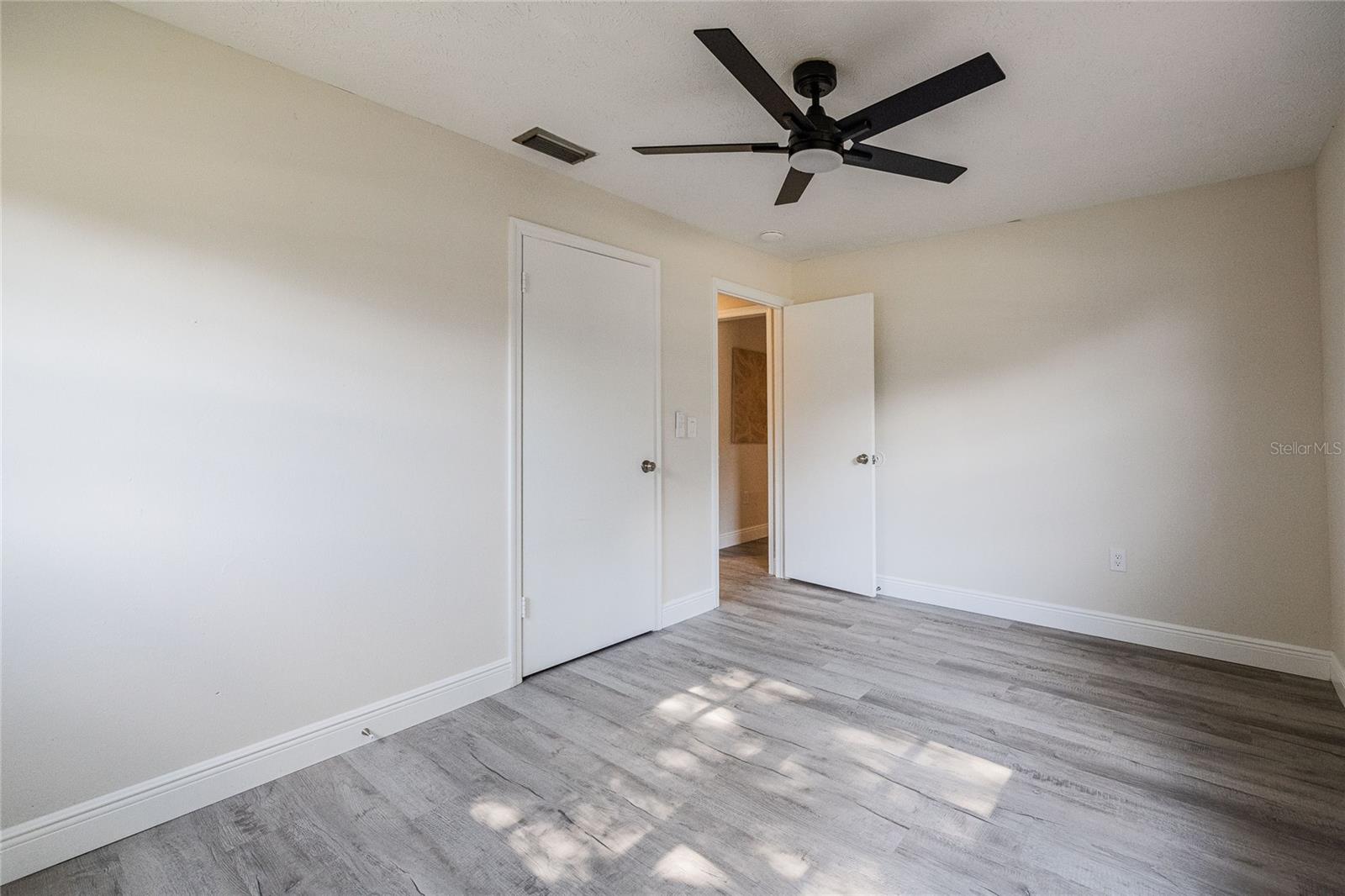 PINESTHE - Residential