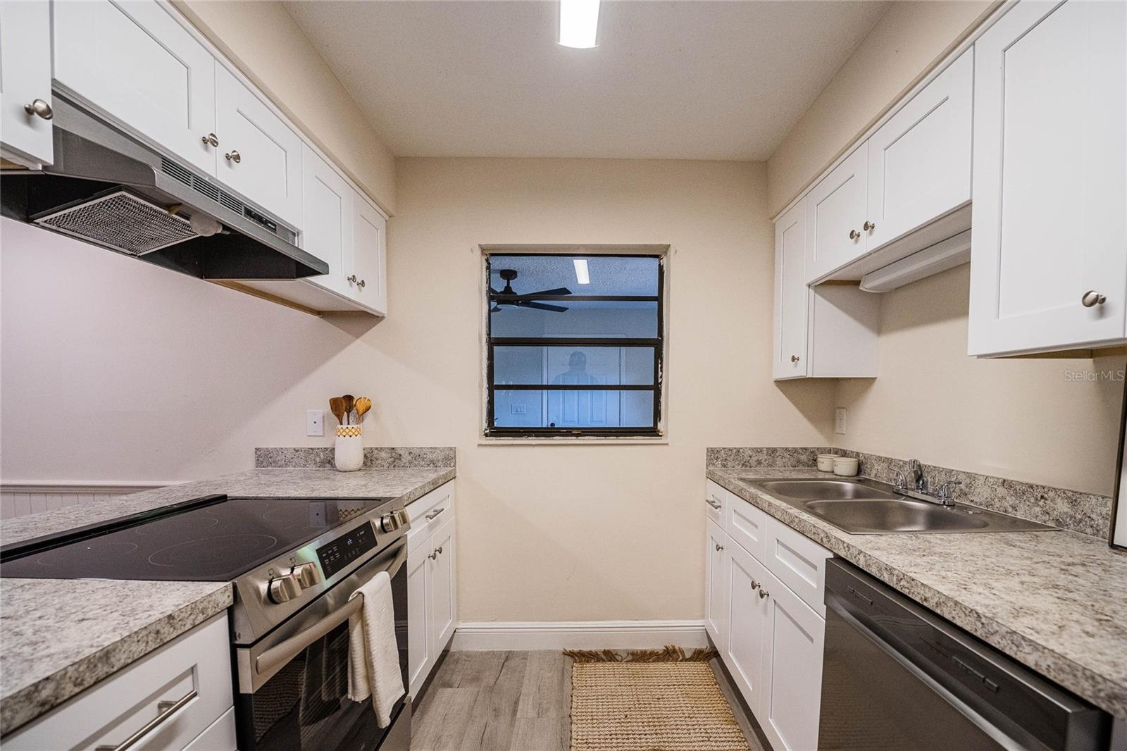 PINESTHE - Residential