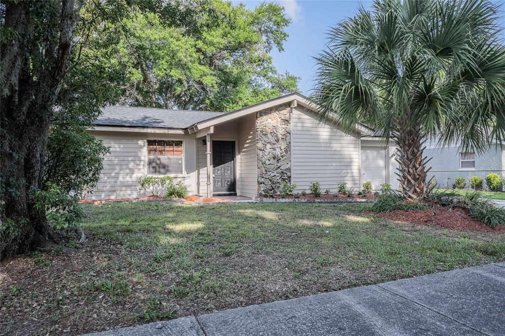 Photo of 722 Hemlock Lane, Lakeland, FL 33810 (MLS # TB8500939)