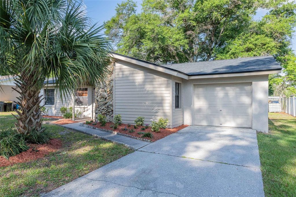 Photo of 722 Hemlock Lane, Lakeland, FL 33810 (MLS # TB8500939)