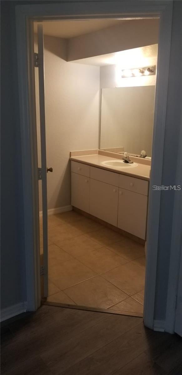 CHARLES TOWNE/PK CENTRAL CONDO - Residential Lease