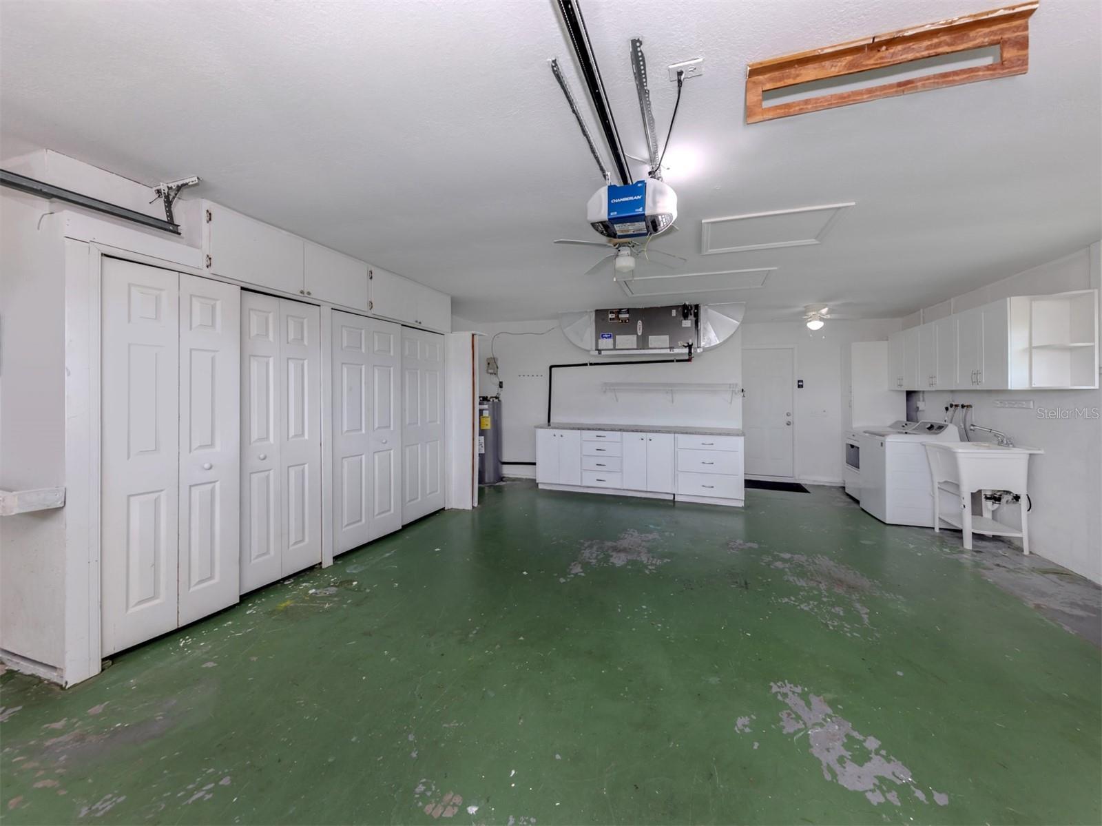 VENICE GARDENS - Residential