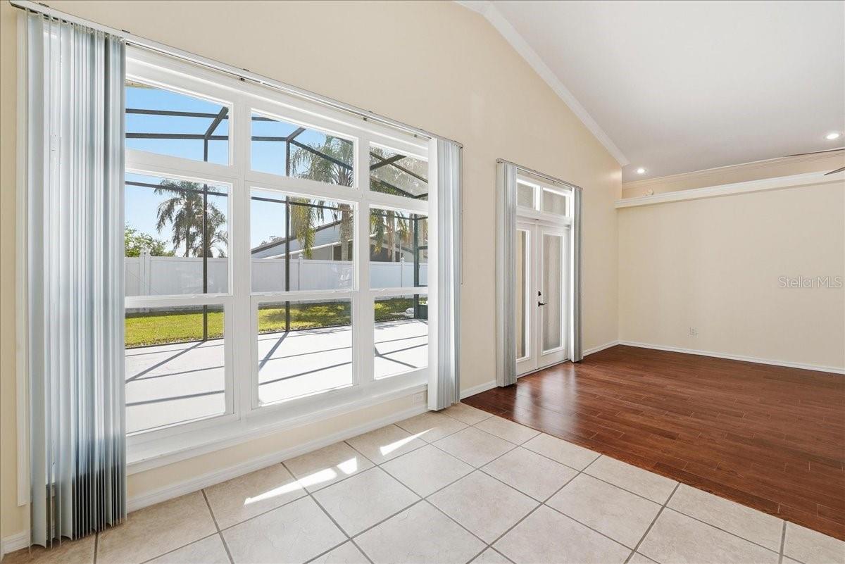 RIVERSIDE AT TWIN RIVERS UN 4A - Residential