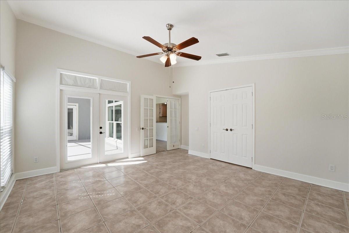 RIVERSIDE AT TWIN RIVERS UN 4A - Residential