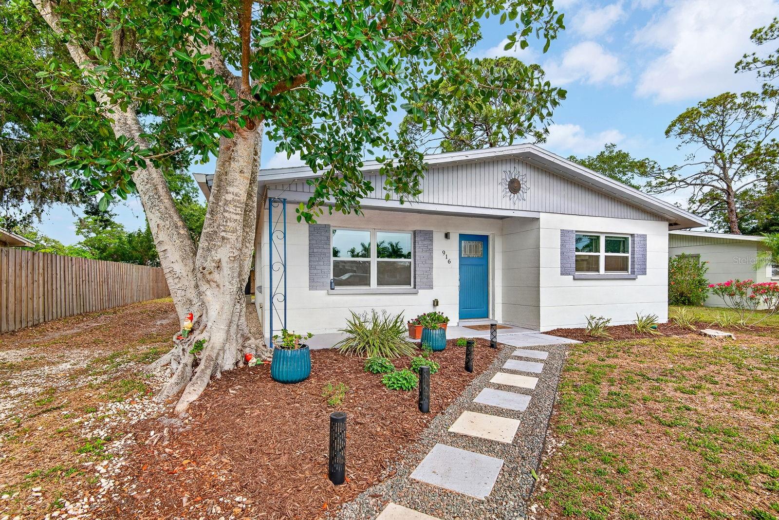 ROBIN HOOD WOODS - Residential