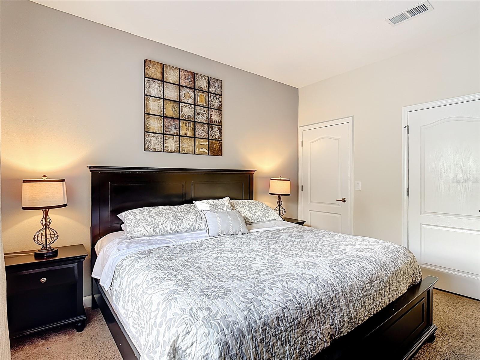 PARADISE PALMS RESORT PH 2 - Residential Lease