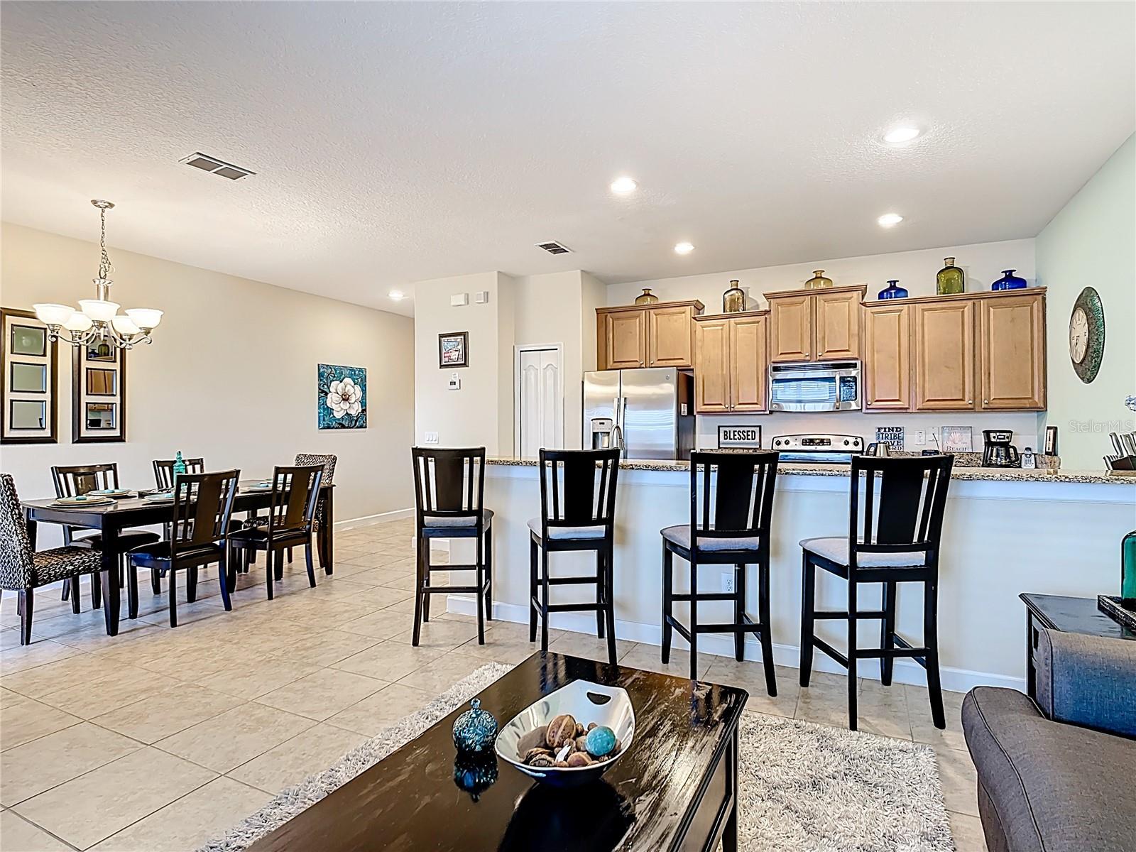 PARADISE PALMS RESORT PH 2 - Residential Lease