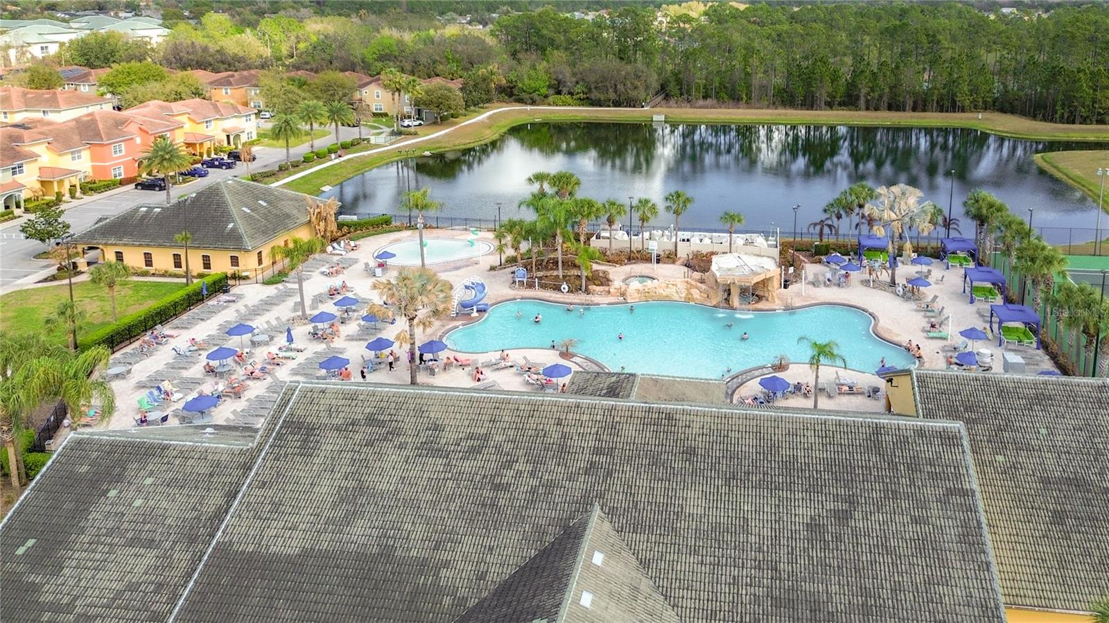 PARADISE PALMS RESORT PH 2 - Residential Lease