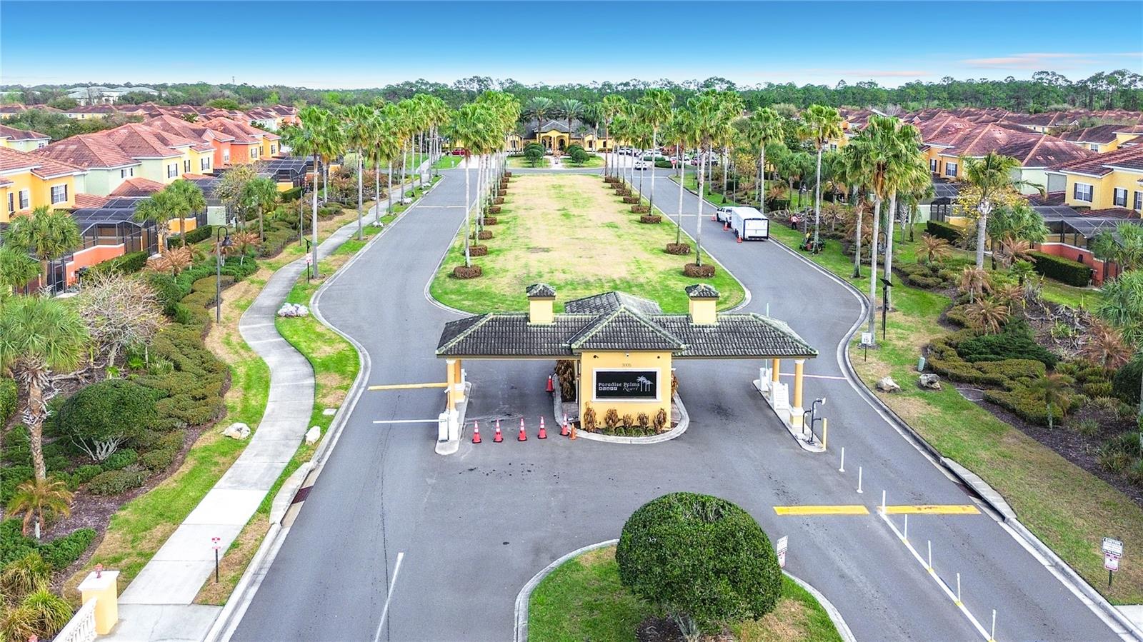 PARADISE PALMS RESORT PH 2 - Residential Lease